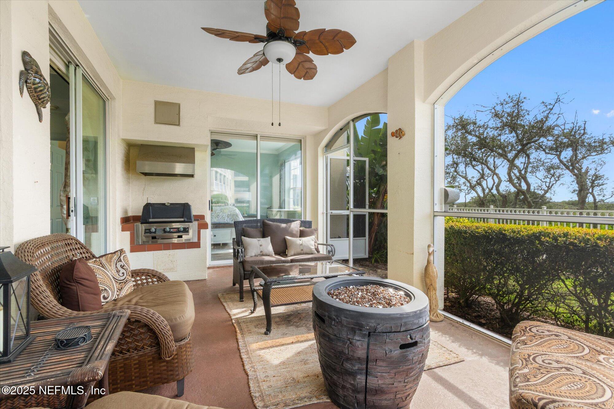 425 N OCEAN GRANDE Drive 105