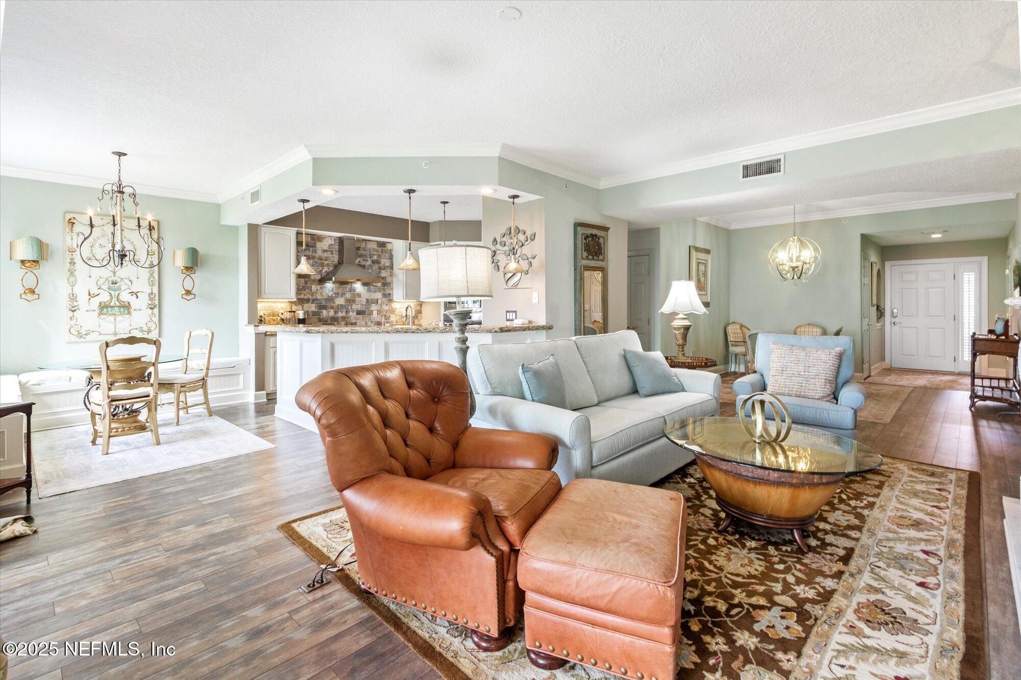 425 N OCEAN GRANDE Drive 105