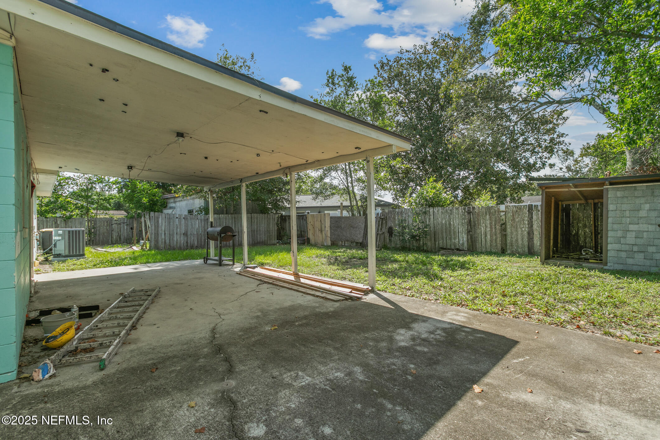 8202 OLD ENGLISH Drive