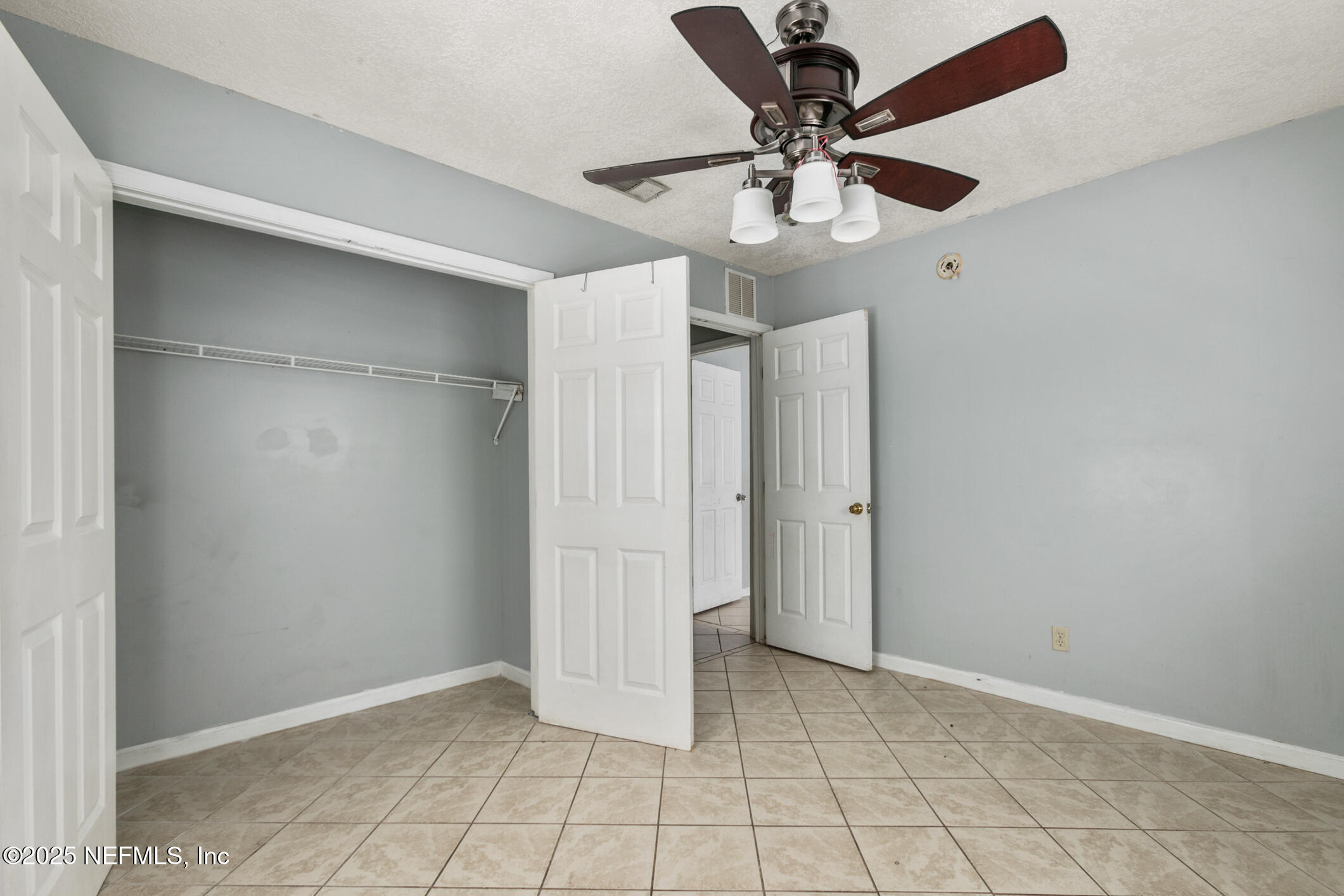 8202 OLD ENGLISH Drive