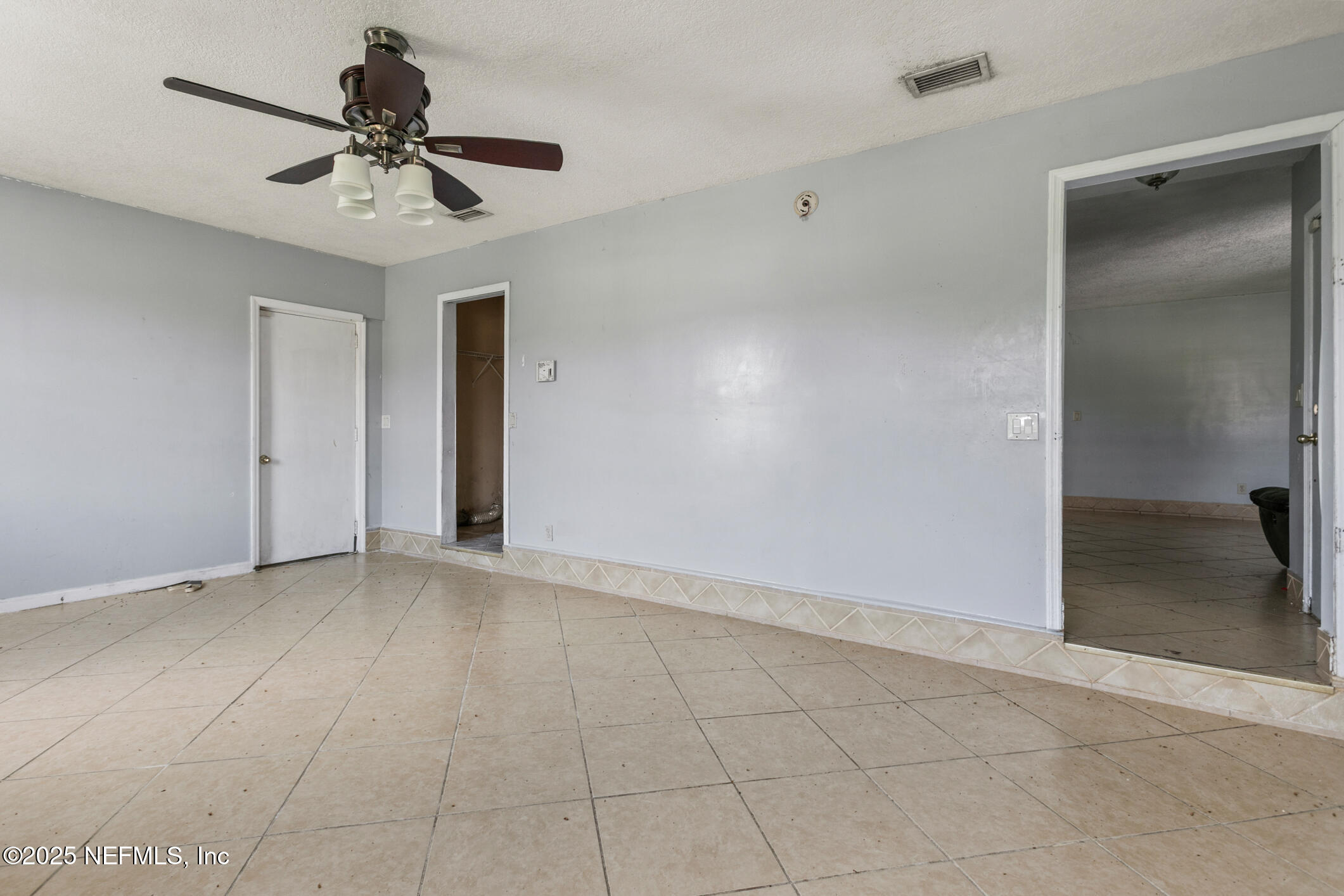 8202 OLD ENGLISH Drive