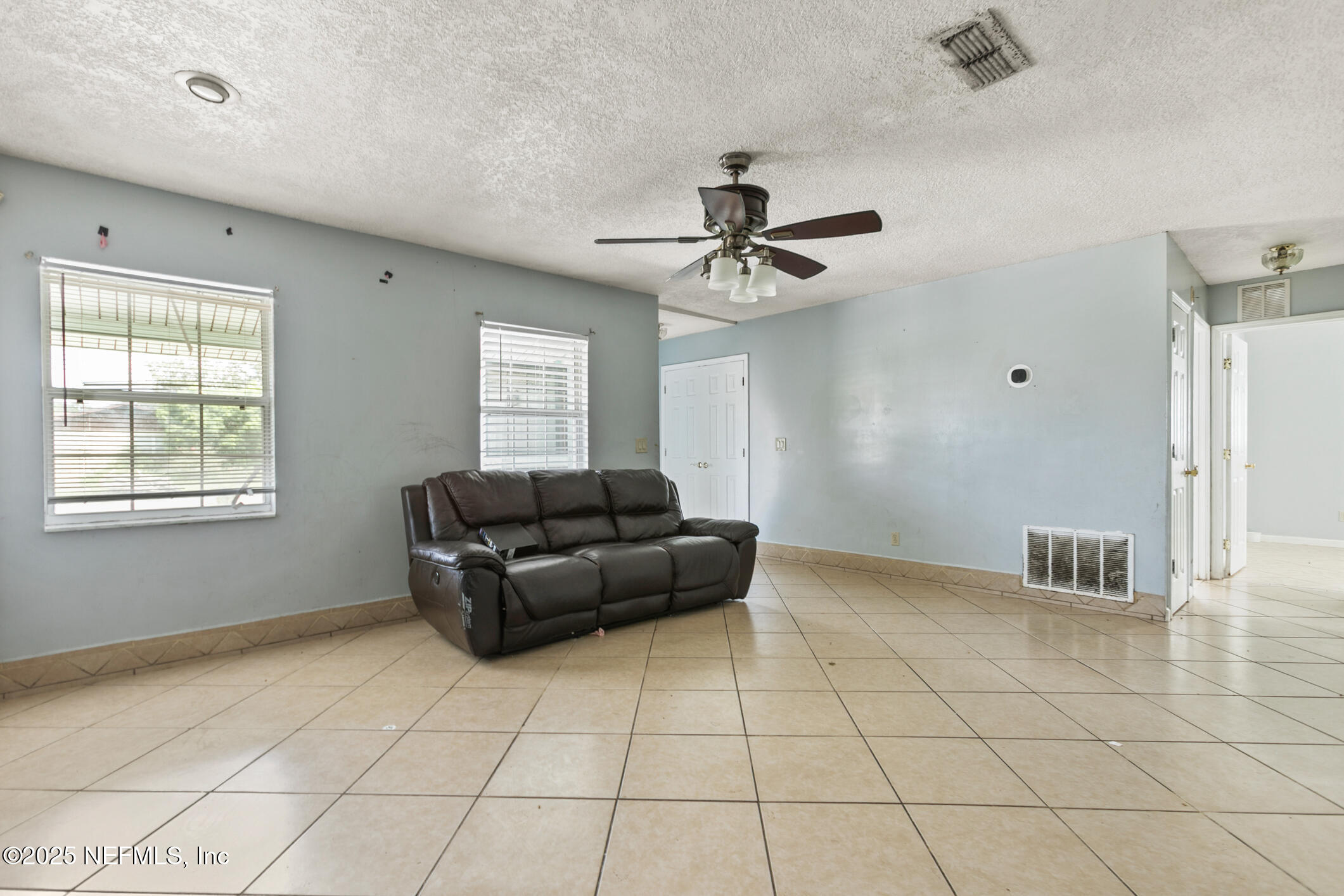 8202 OLD ENGLISH Drive