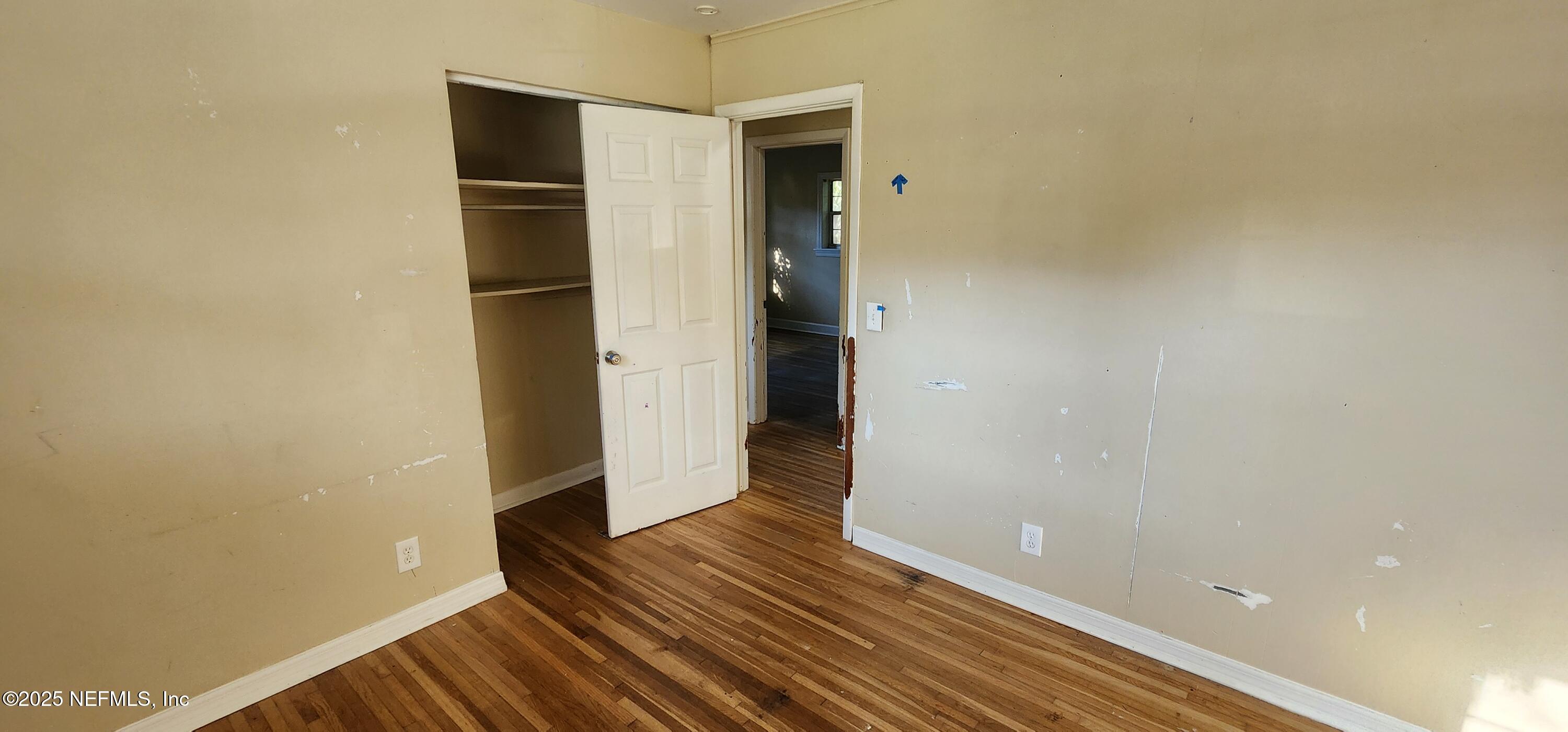 3220 DE CARLO Lane