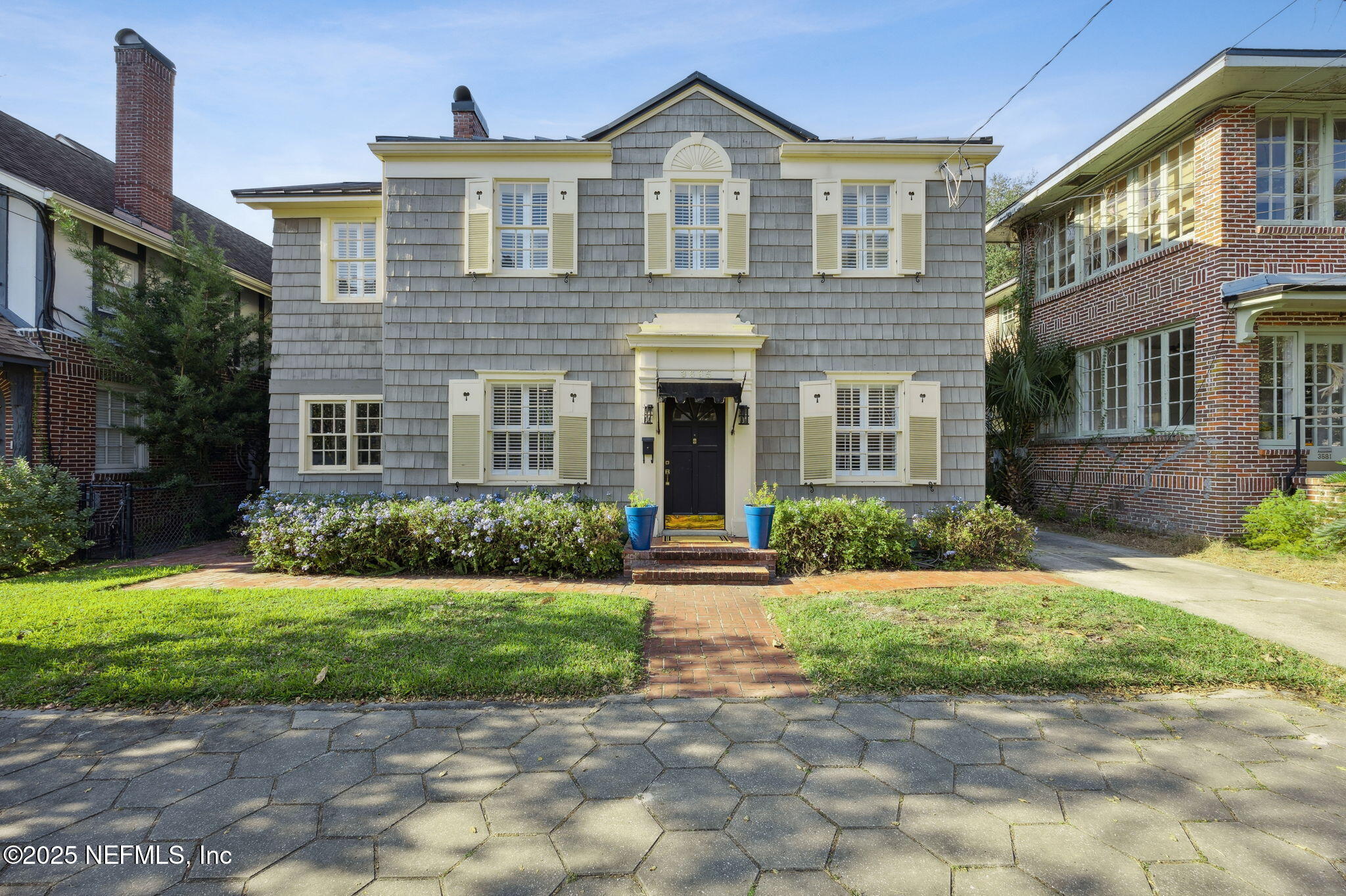 3685 HEDRICK Street