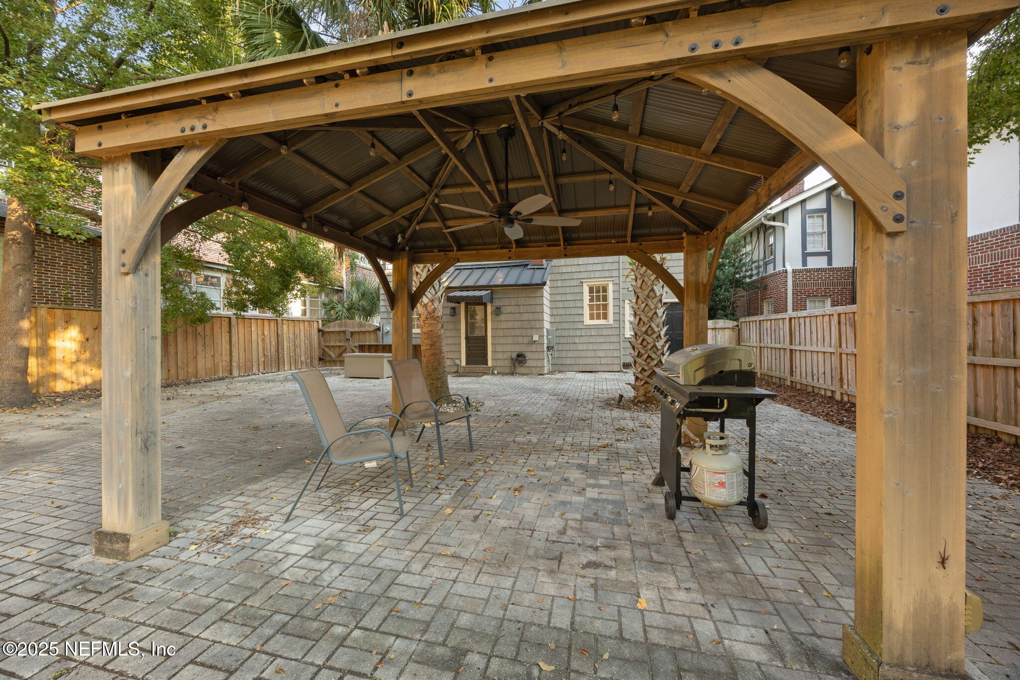 3685 HEDRICK Street