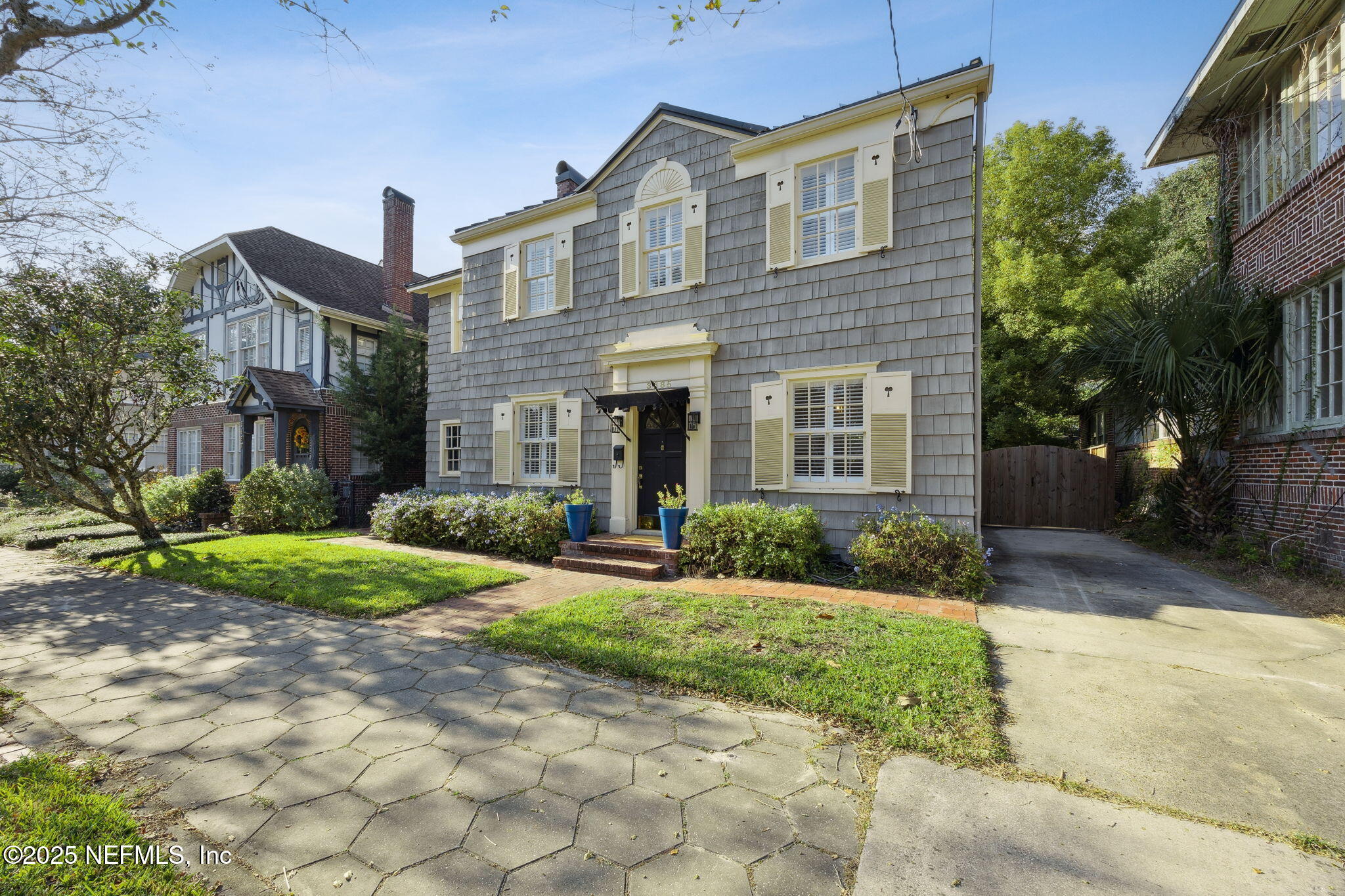 3685 HEDRICK Street