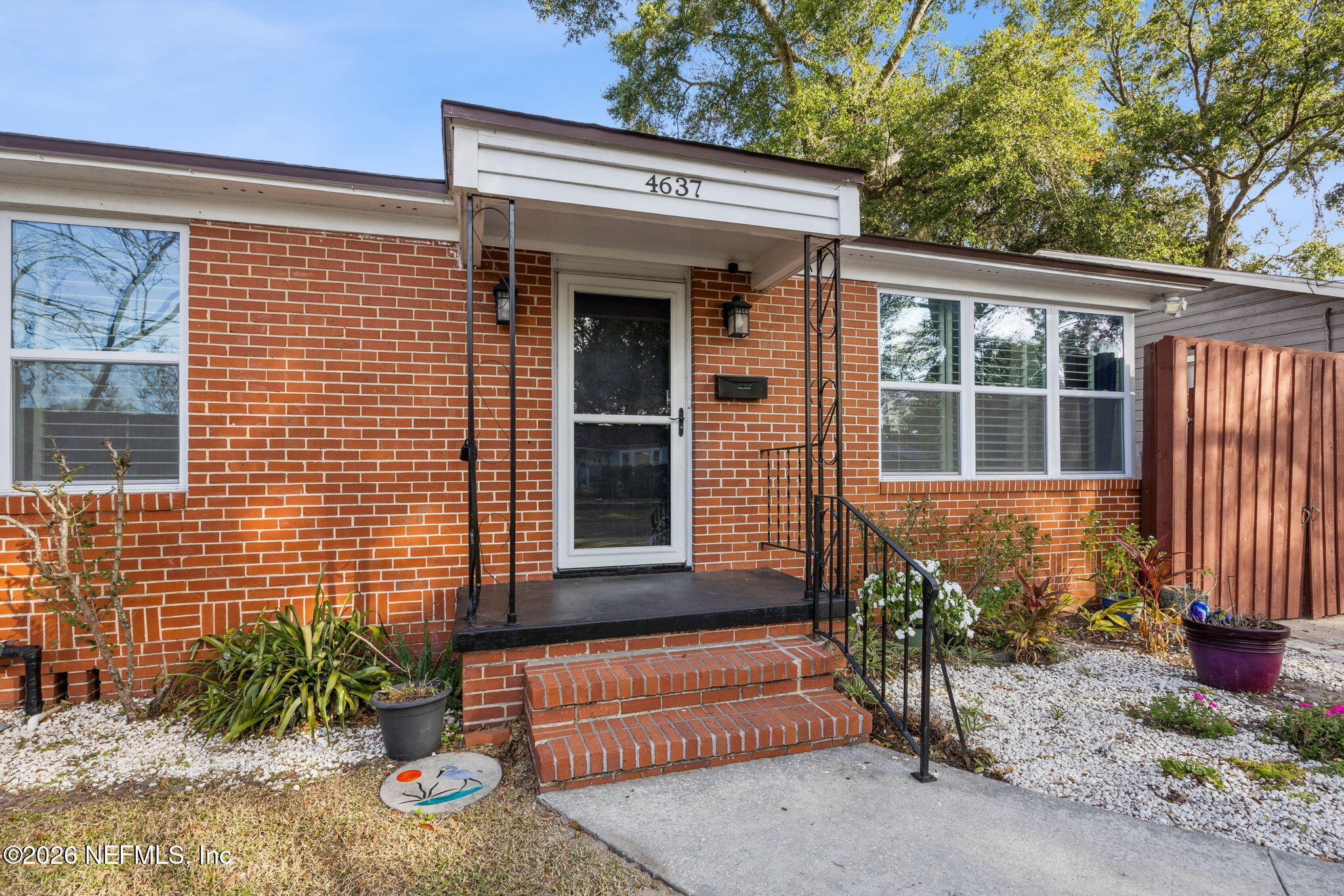 4637 MANCHESTER Road
