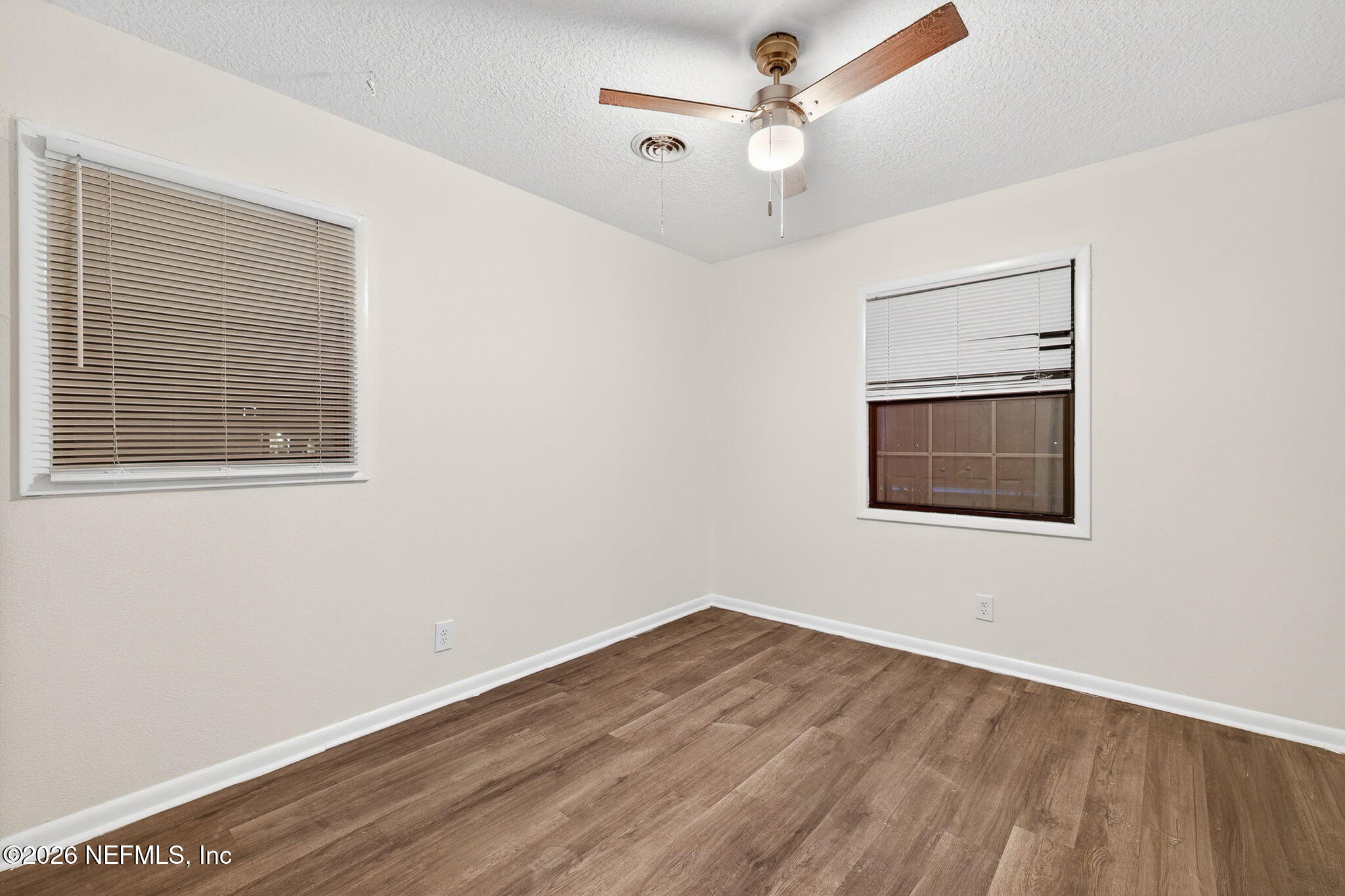6041 HARLOW Boulevard