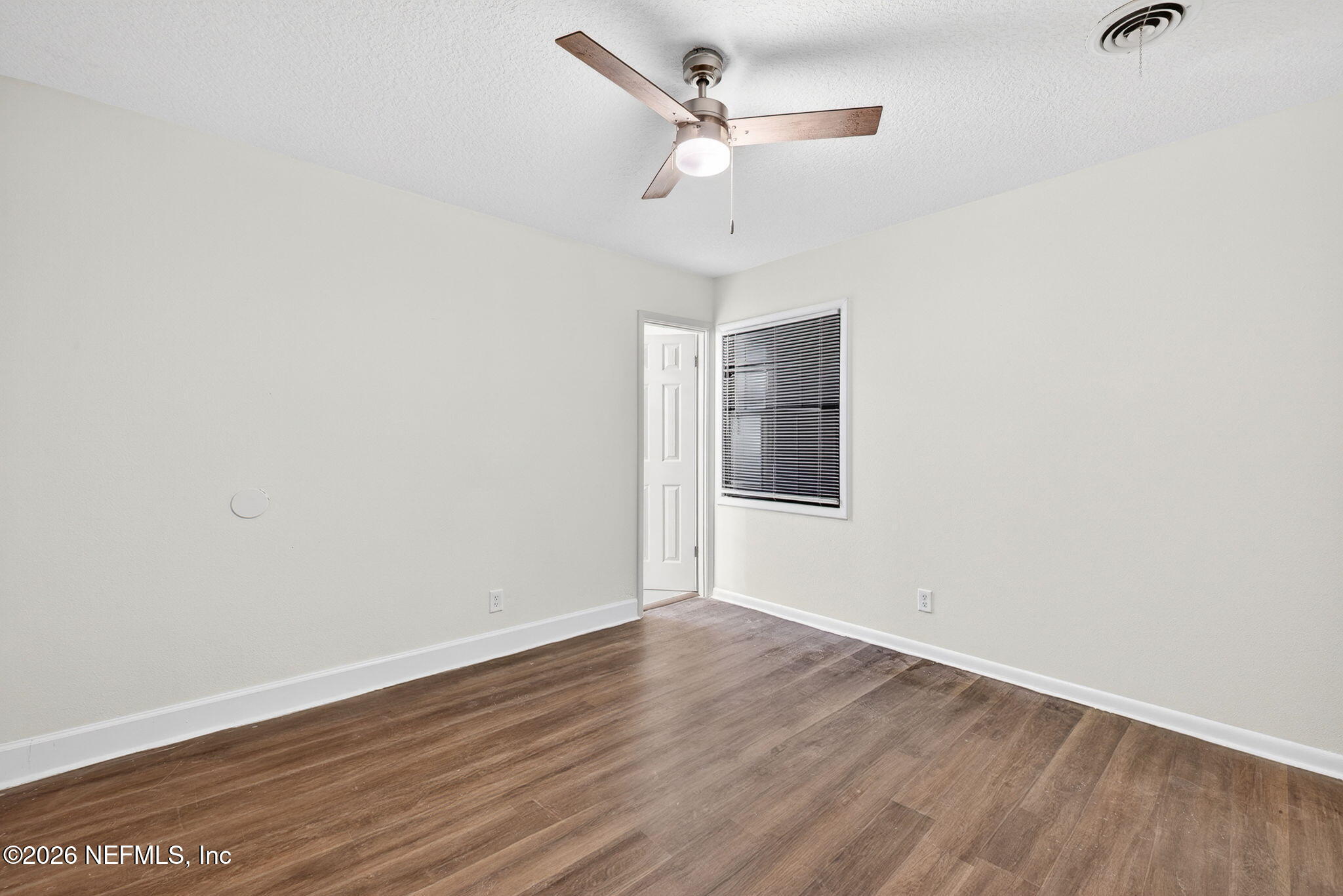 6041 HARLOW Boulevard