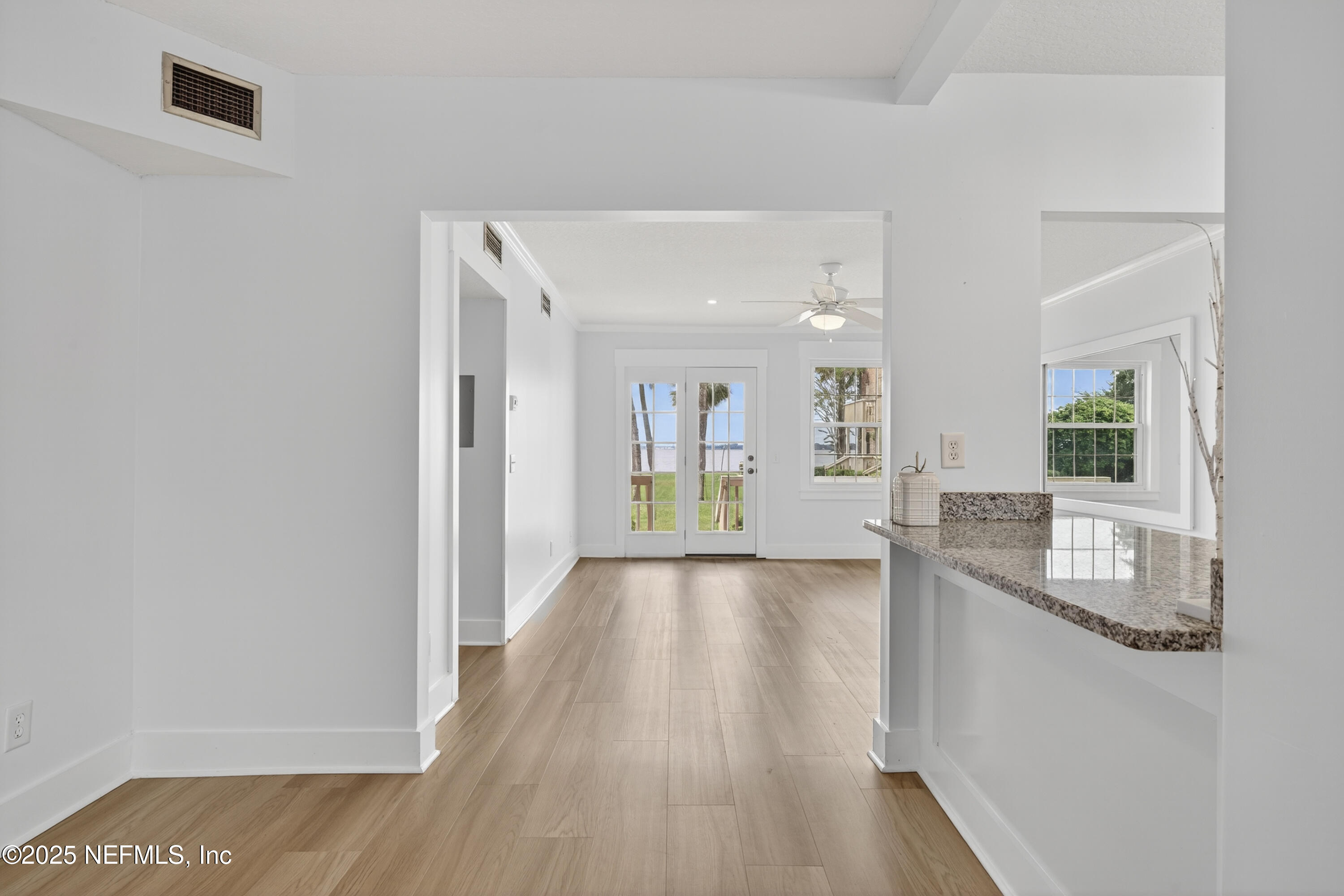 838 CEDAR Street 838