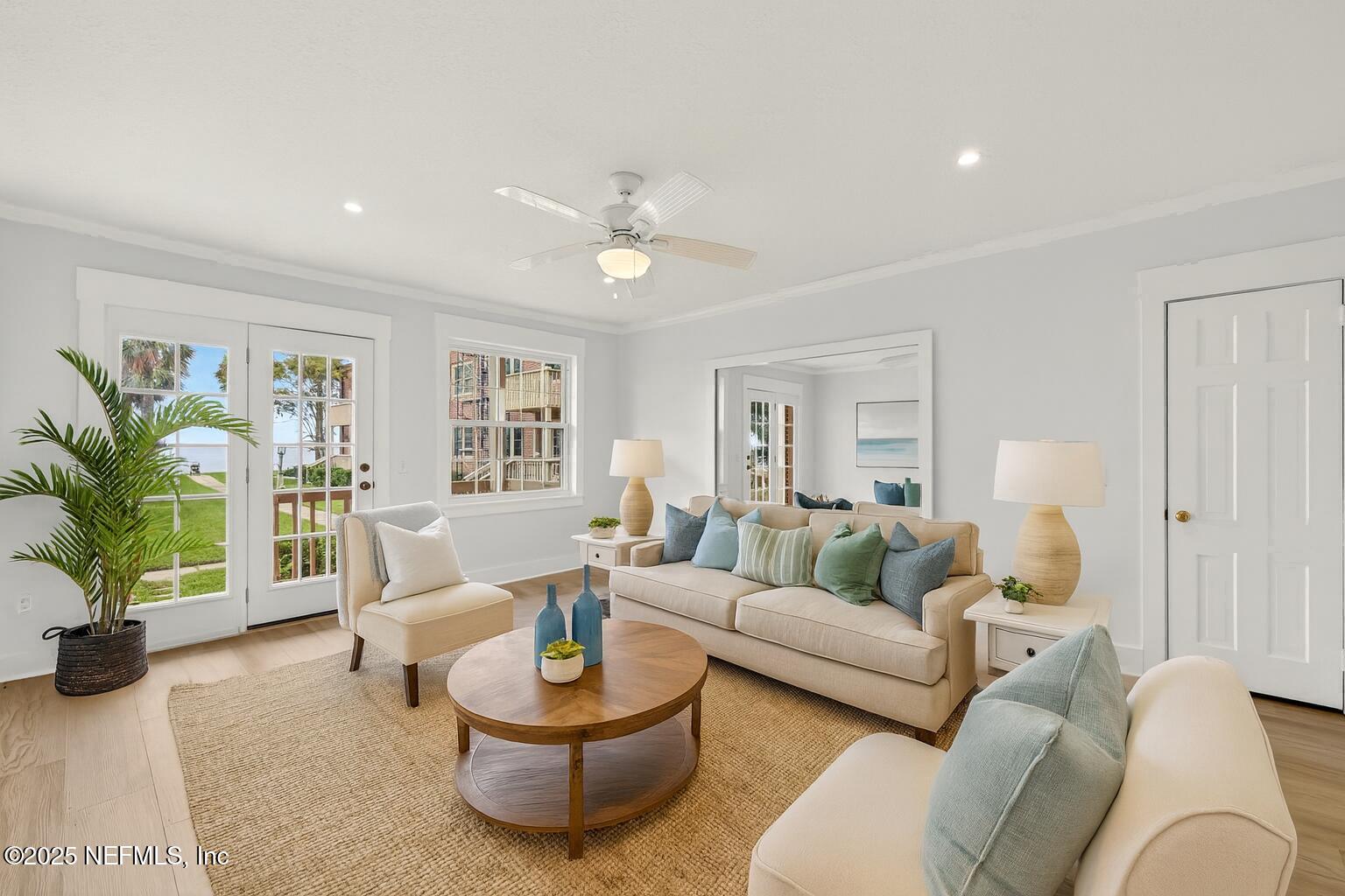 838 CEDAR Street 838