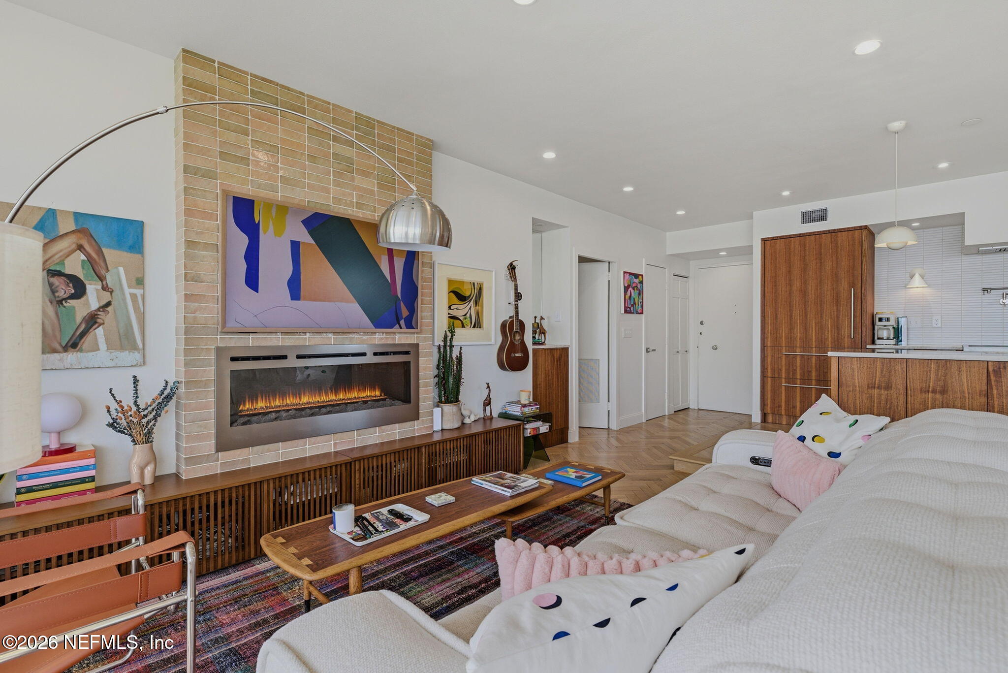 1560 LANCASTER Terrace 1006