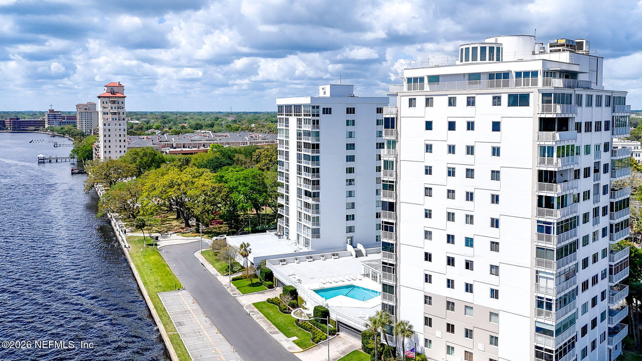 1560 LANCASTER Terrace 1006