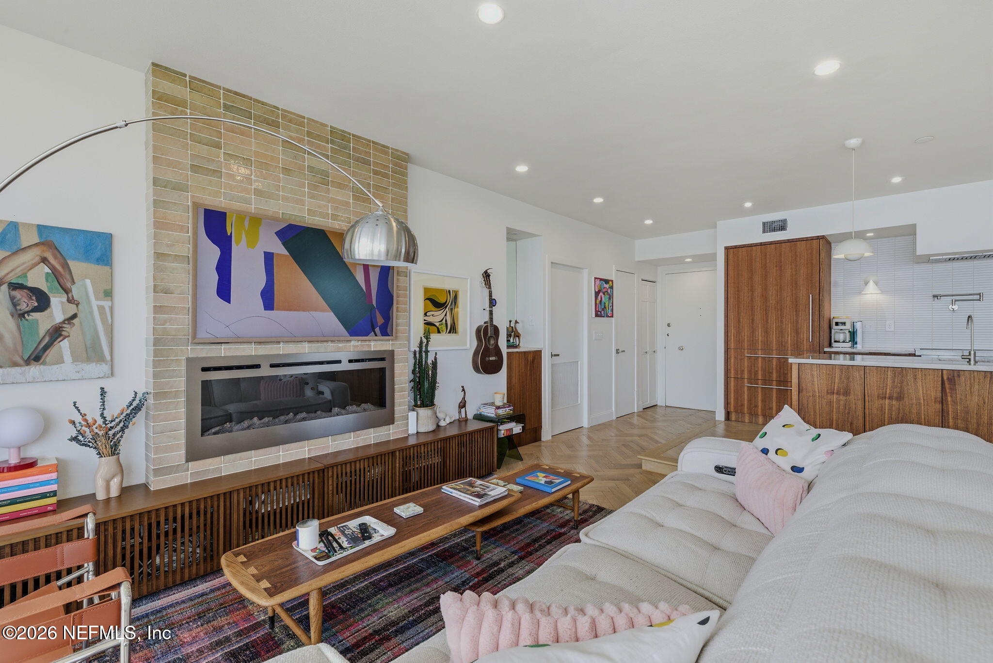 1560 LANCASTER Terrace 1006