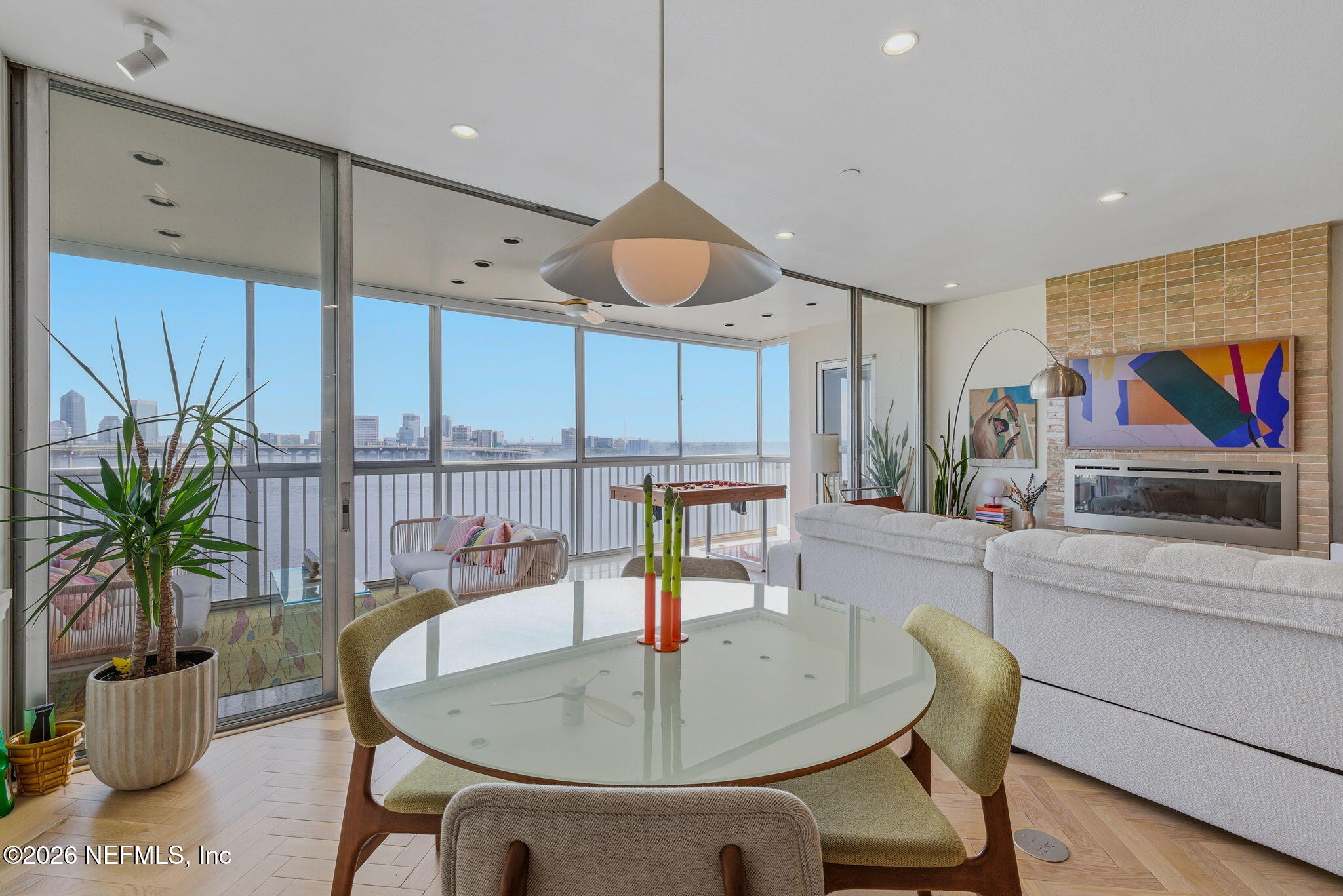 1560 LANCASTER Terrace 1006