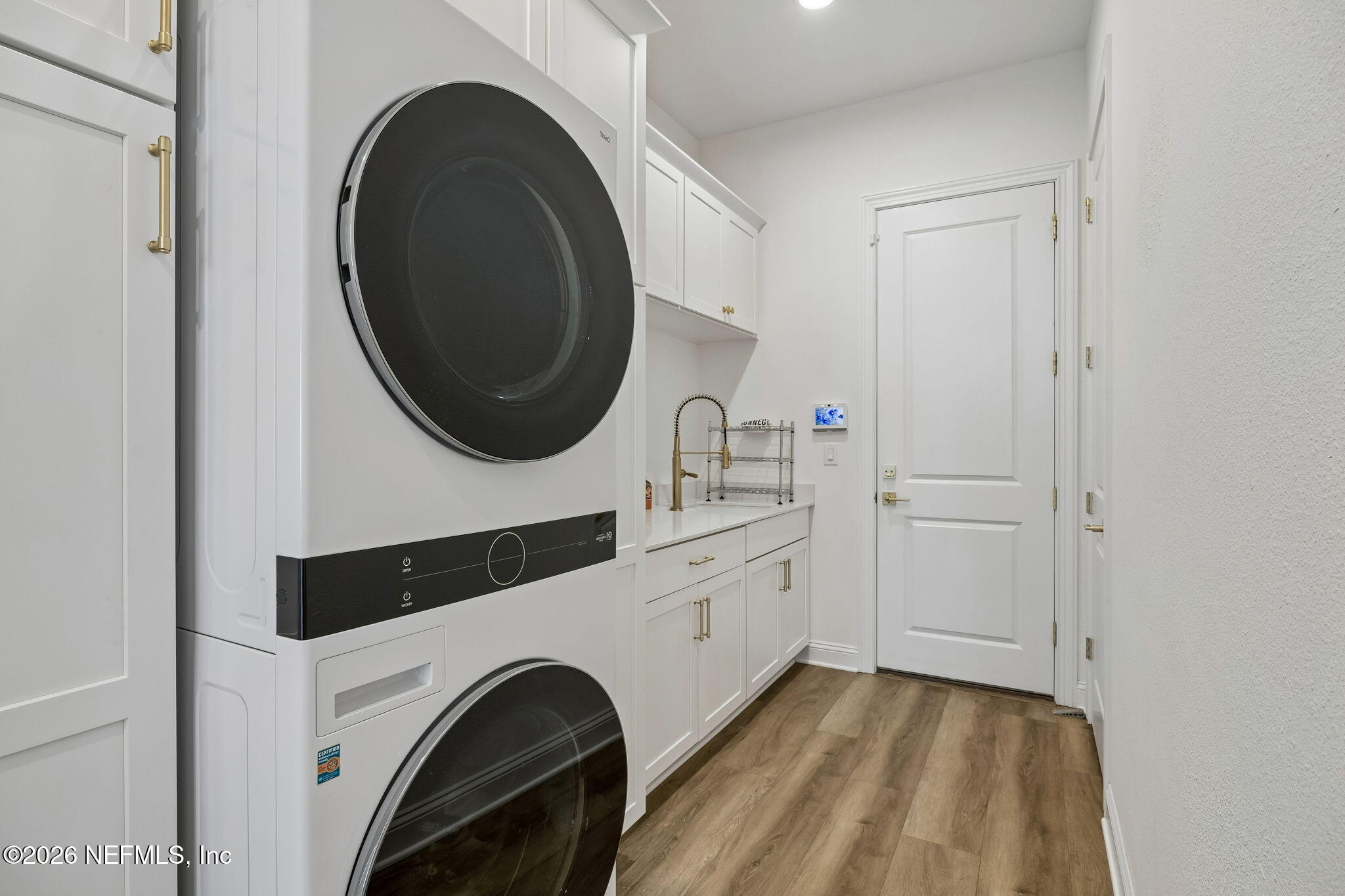 5071 CLAPBOARD CREEK Drive