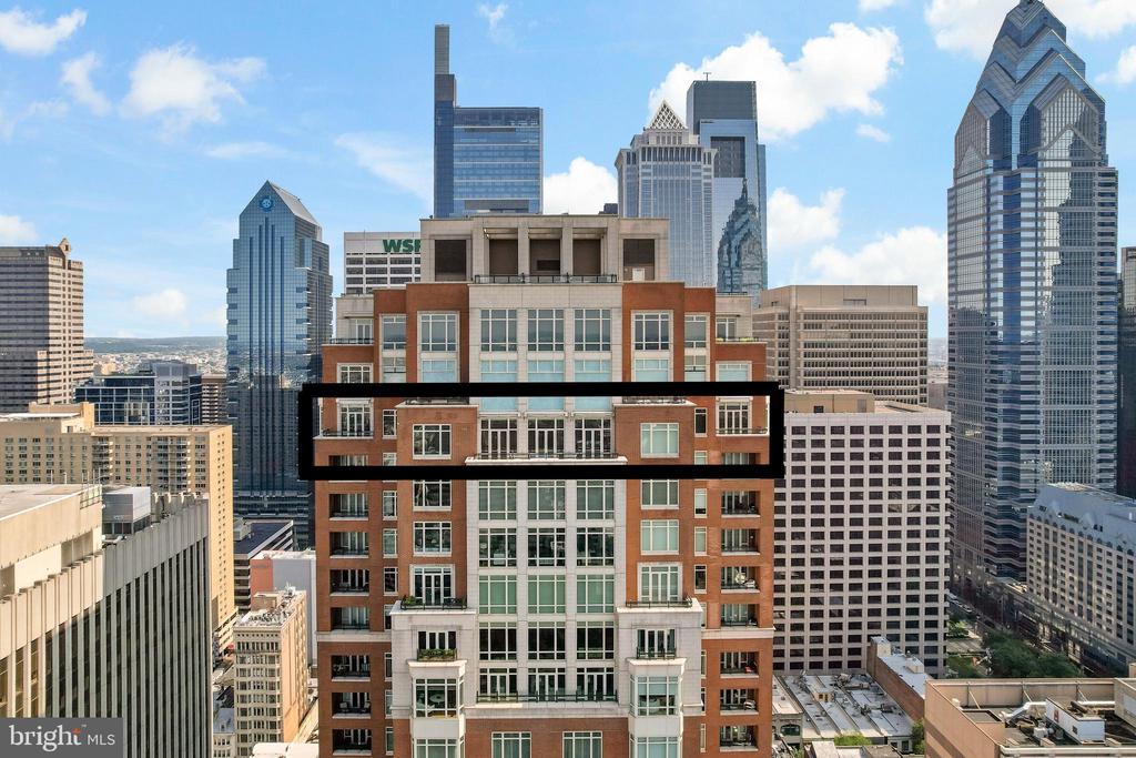 130 S 18TH STREET 3102