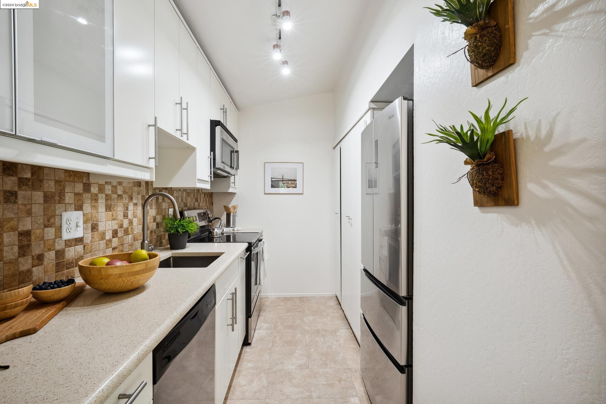 70 Laurie Meadows Drive # 4