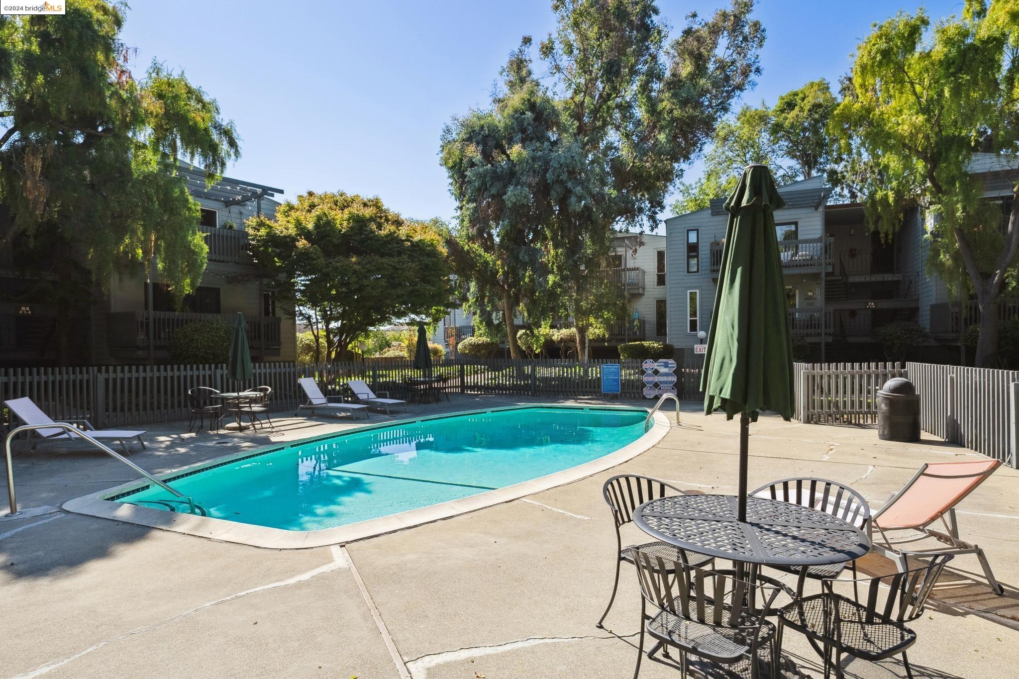 70 Laurie Meadows Drive # 4