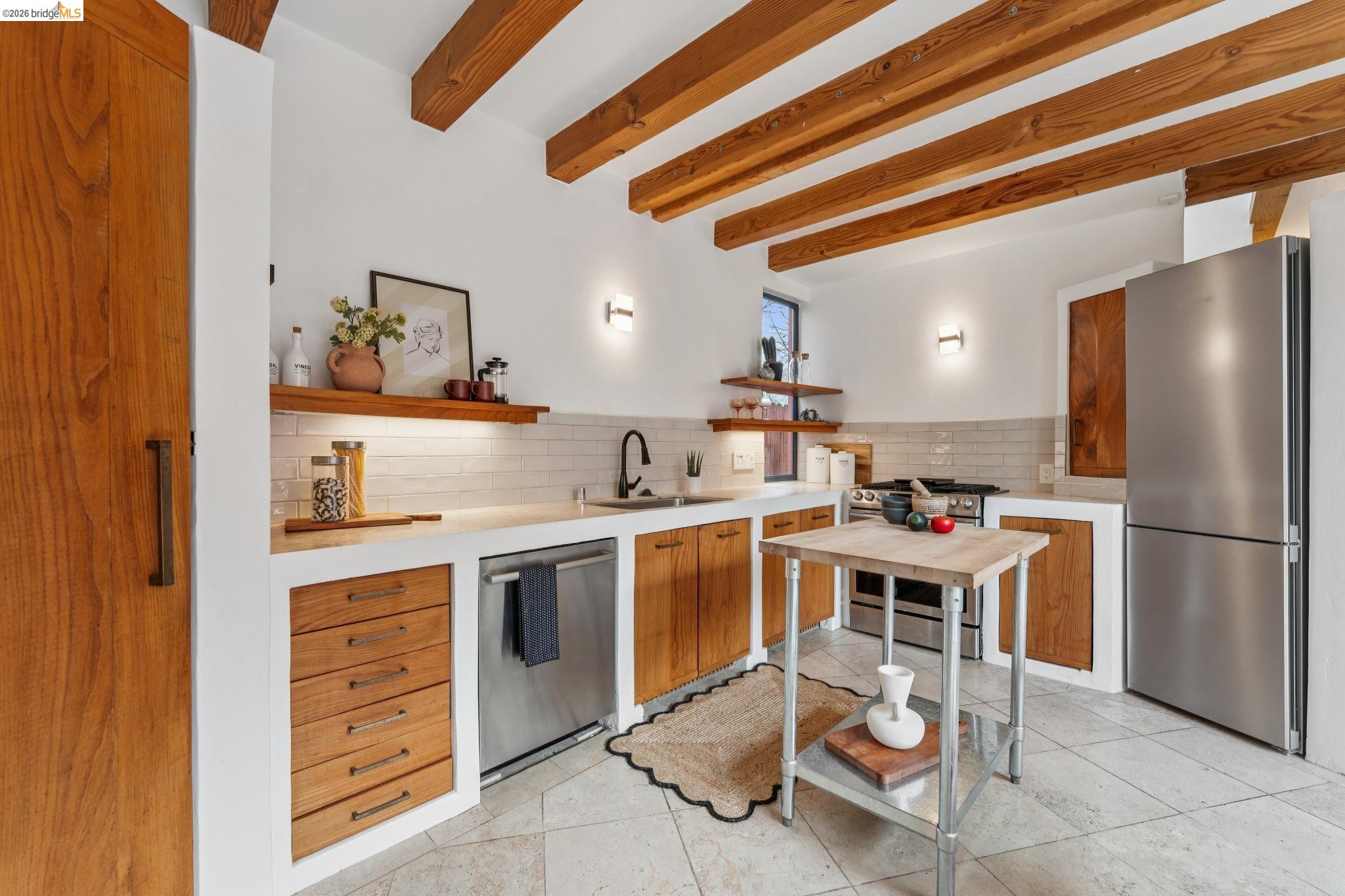 2015 Delaware Street