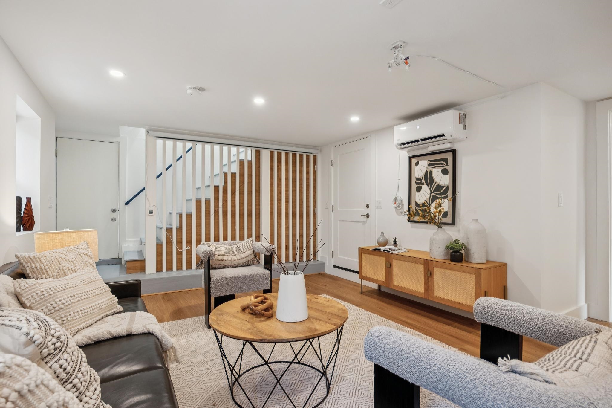 1207 Francisco Street