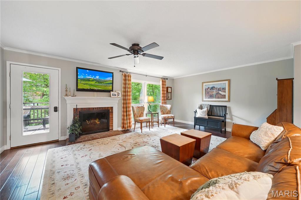 2000 Trailcrest Lane Unit: 7