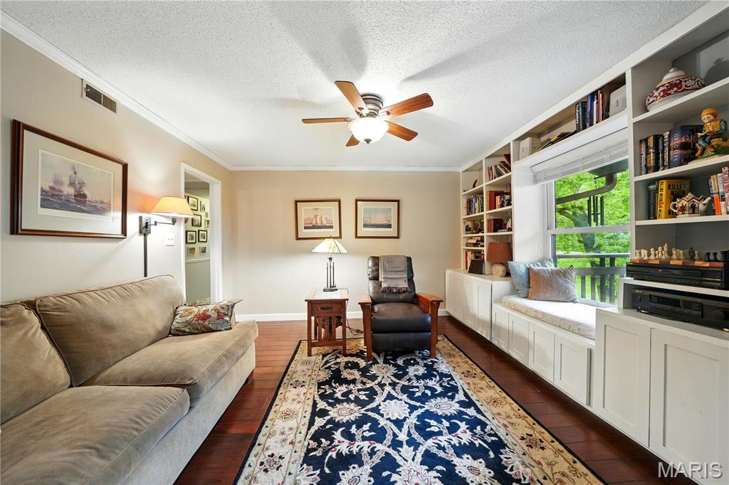 2000 Trailcrest Lane Unit: 7