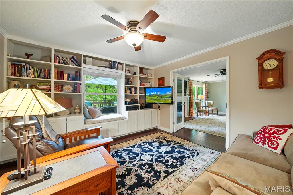 2000 Trailcrest Lane Unit: 7