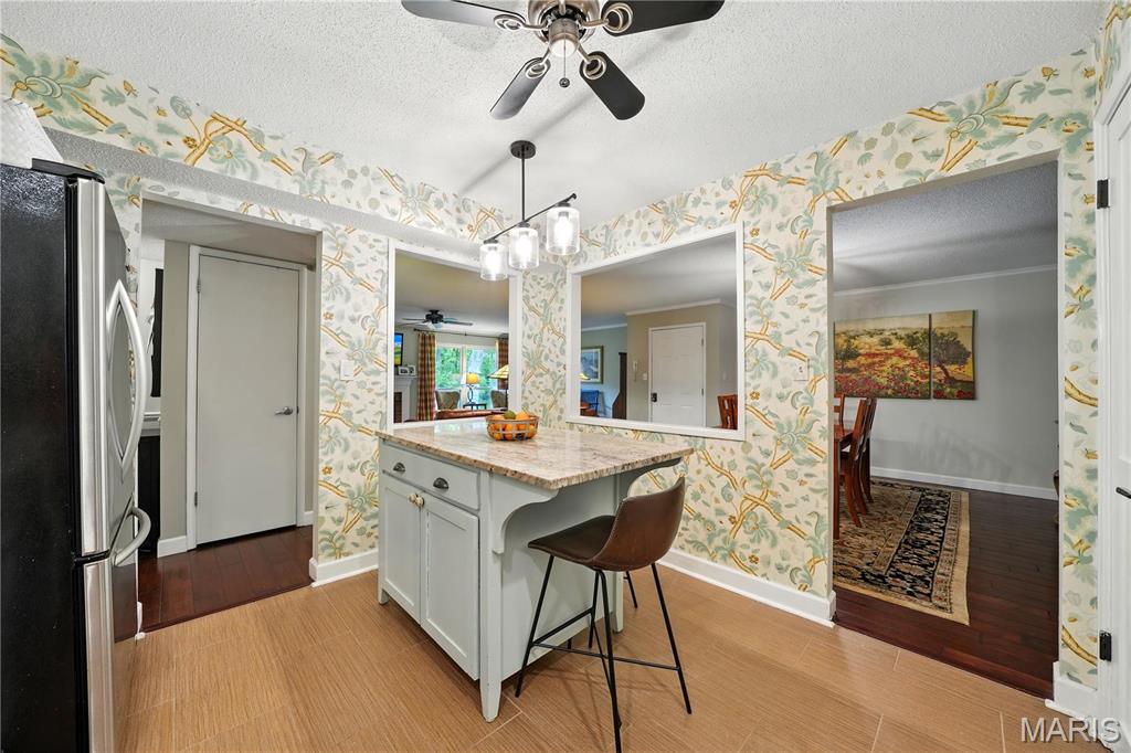 2000 Trailcrest Lane Unit: 7