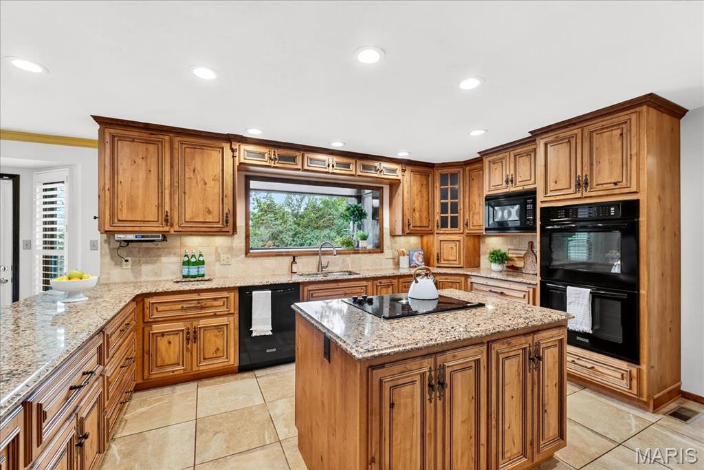 1661 Mason Knoll Road