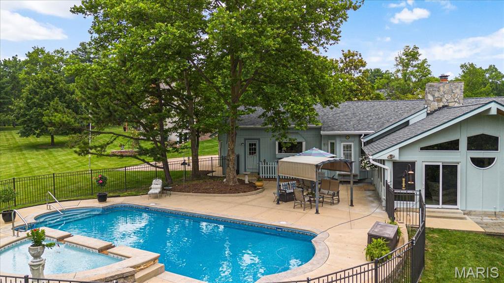 1661 Mason Knoll Road