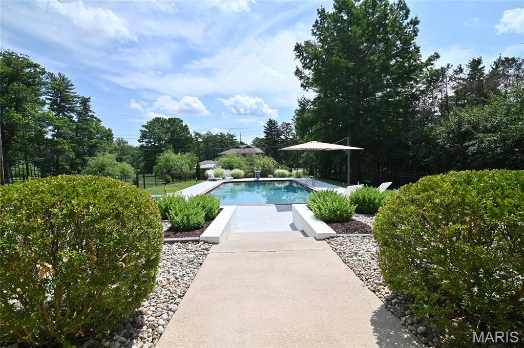 108 Pebble Acres Drive