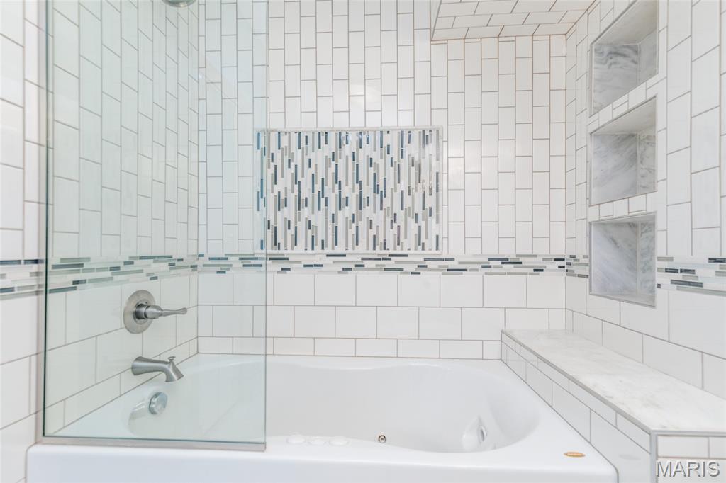 2025 Hereford Street