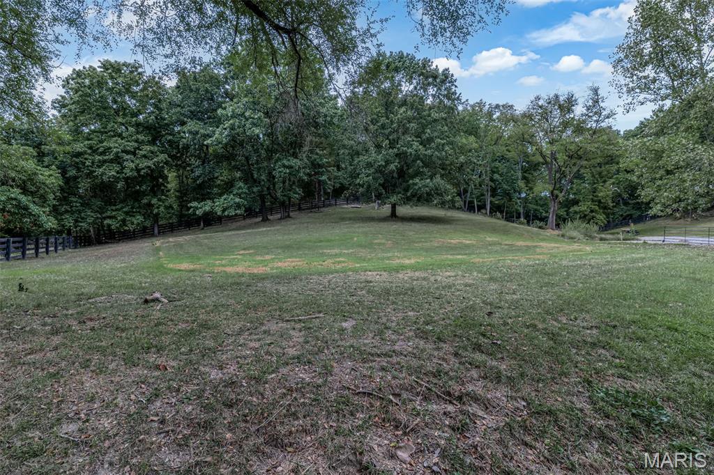 1336 & 1318 Pond Road Road