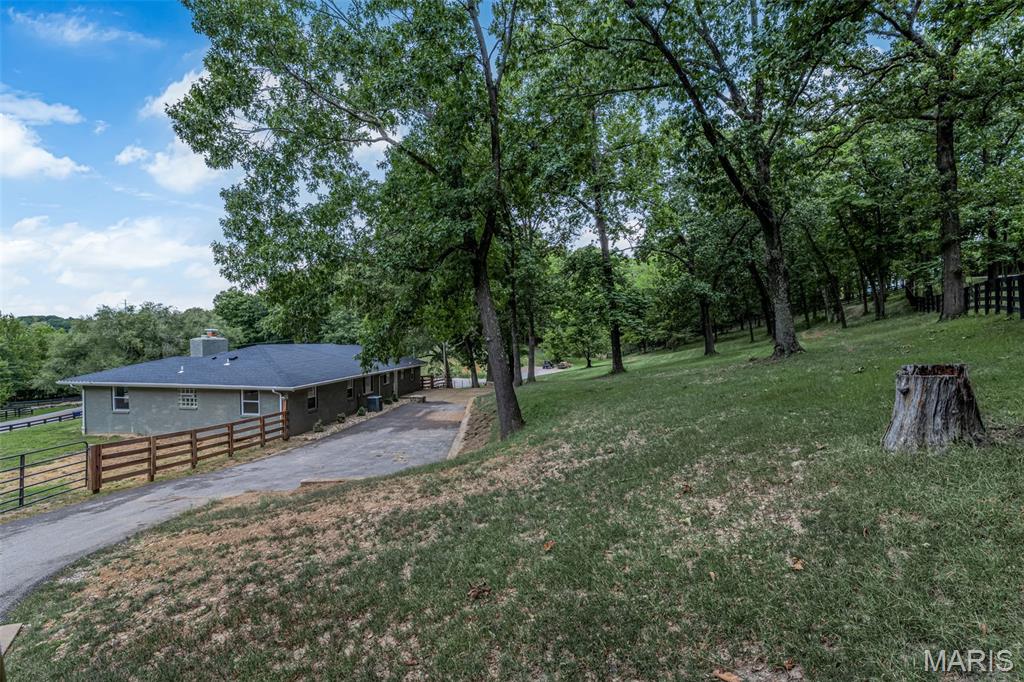 1336 & 1318 Pond Road Road