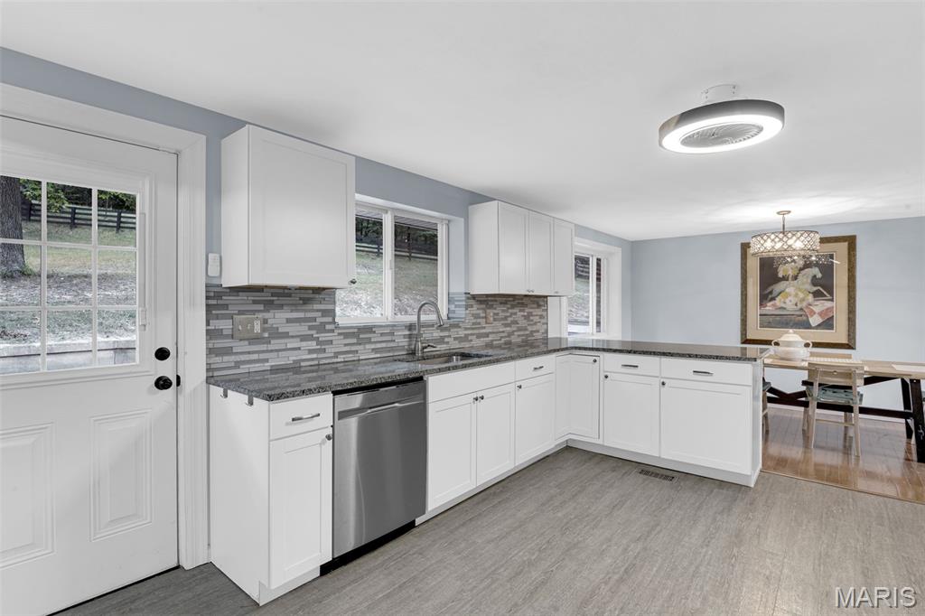 1336 & 1318 Pond Road Road