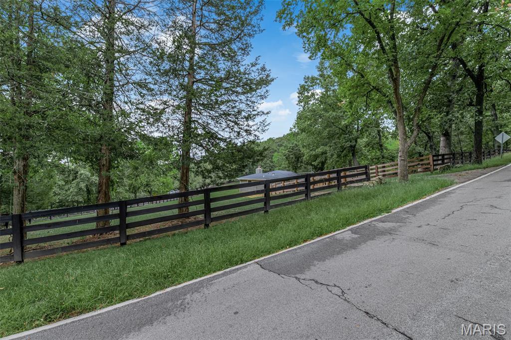 1336 & 1318 Pond Road Road