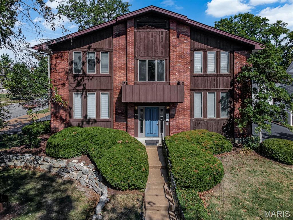 243 W Jefferson Avenue Unit: 4