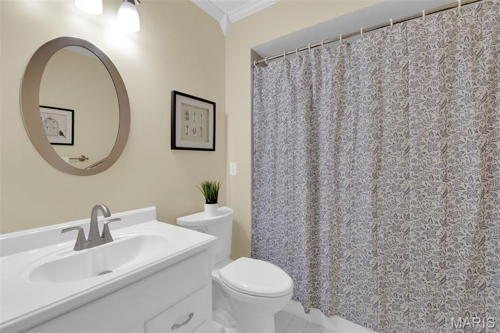 243 W Jefferson Avenue Unit: 4