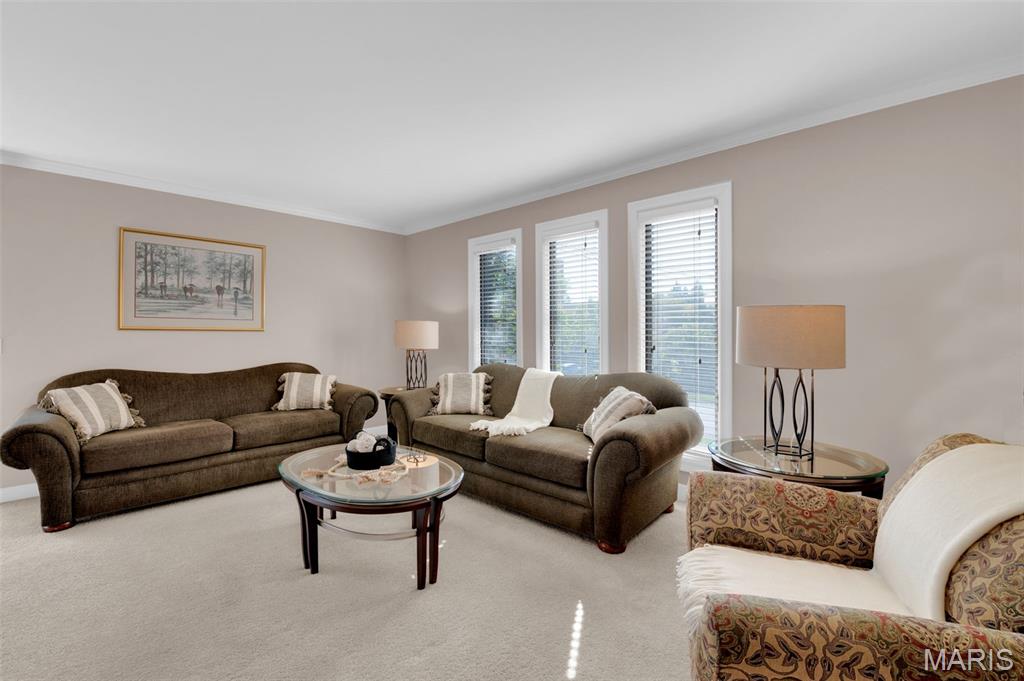 243 W Jefferson Avenue Unit: 4