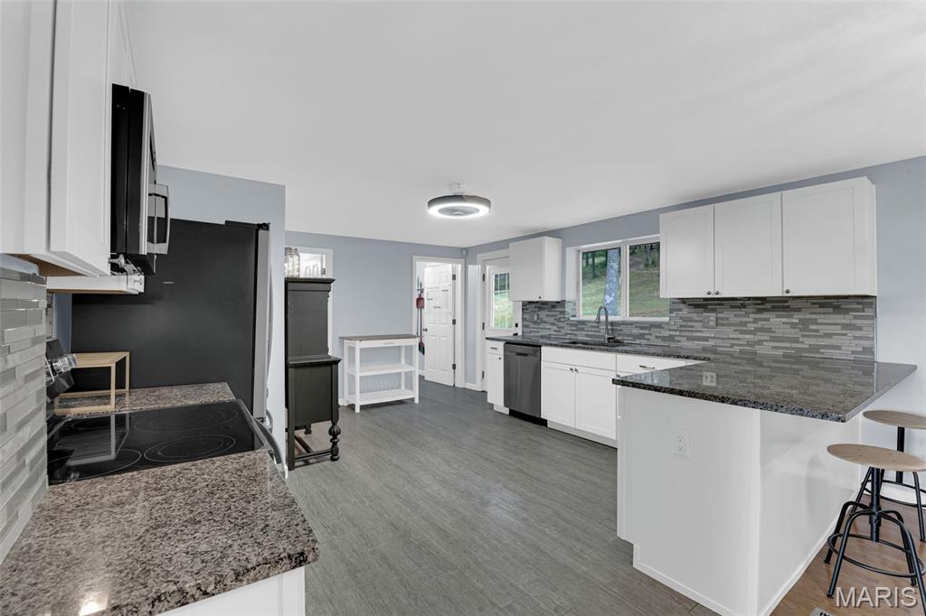 1336 Pond Road