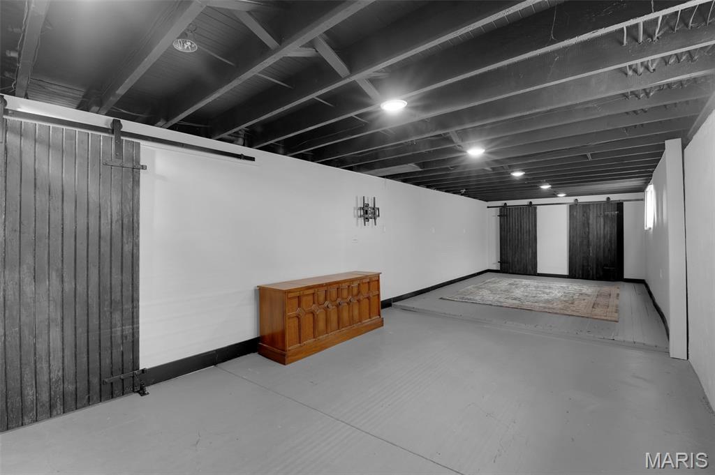 5717 Lansdowne Avenue