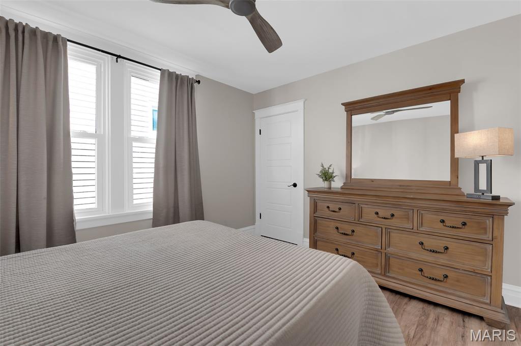 5717 Lansdowne Avenue