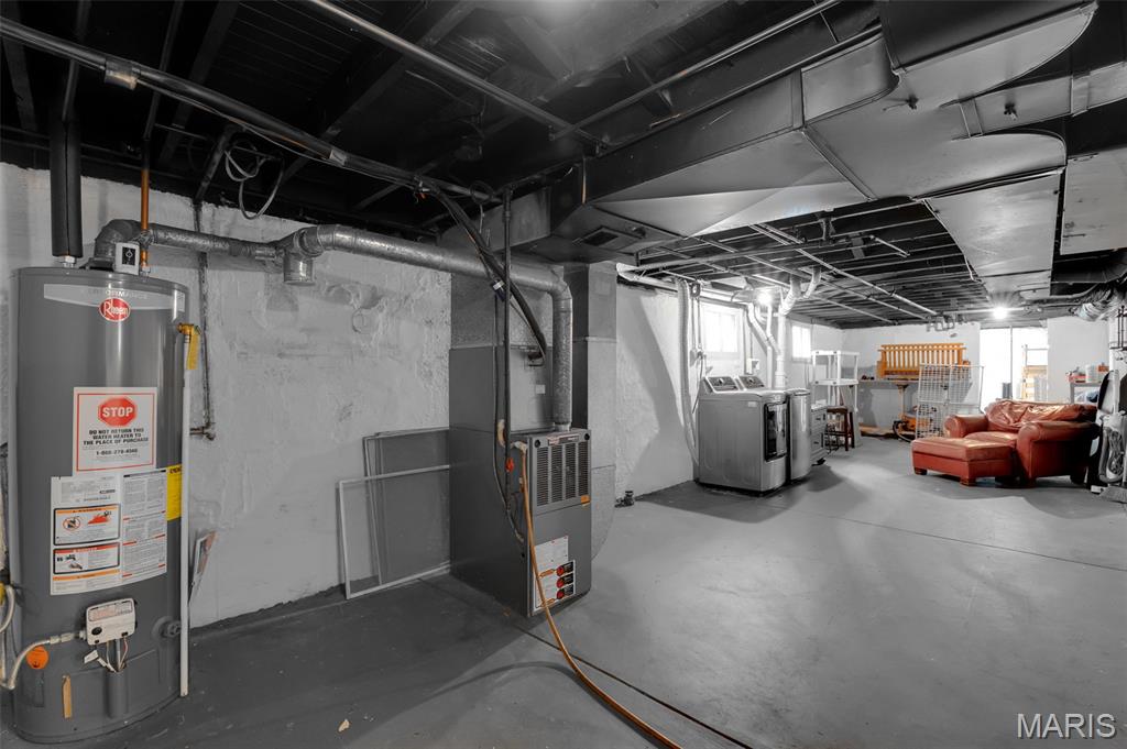 5717 Lansdowne Avenue