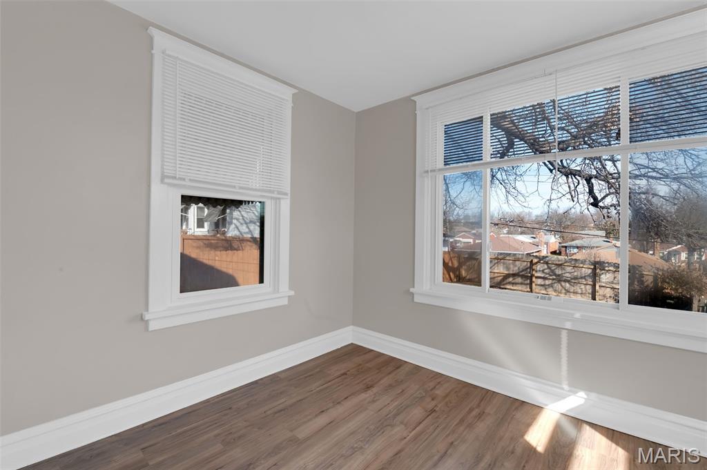 5717 Lansdowne Avenue