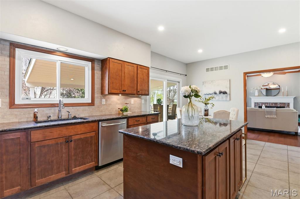 828 Mallard Woods Drive