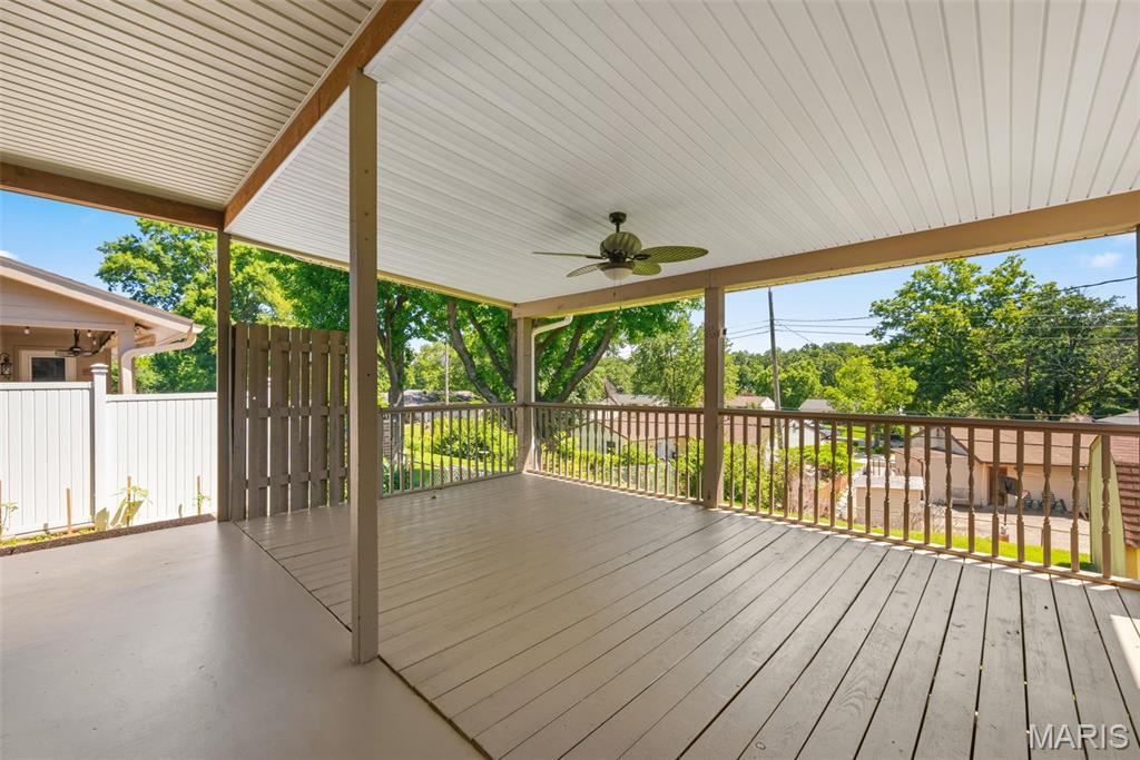 2207 Bentley Manor Drive