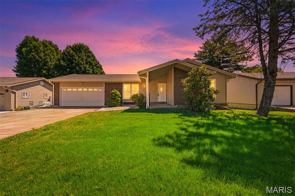 2207 Bentley Manor Drive