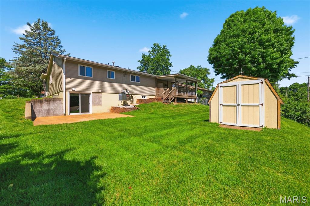 2207 Bentley Manor Drive