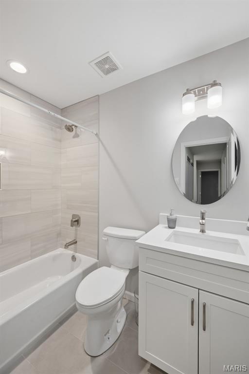 2207 Bentley Manor Drive